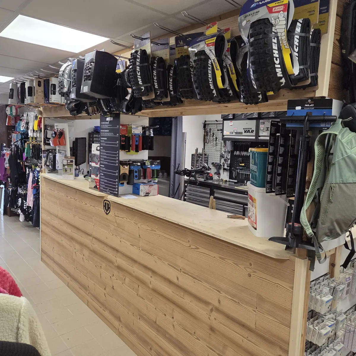 S'Pass Sport, magasin de vente, location et entretien d'équipements sportifs
