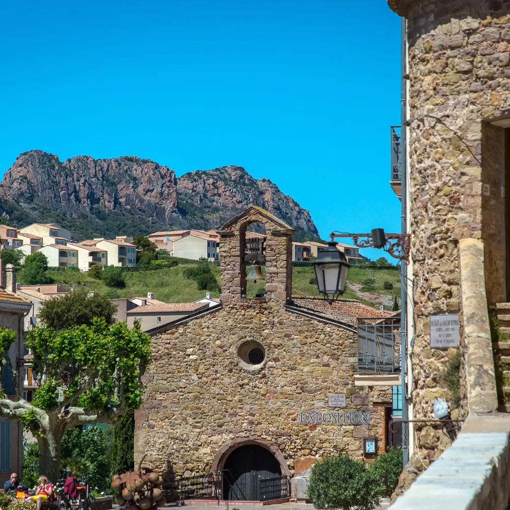 Place Alfred Perrin_Roquebrune-sur-Argens