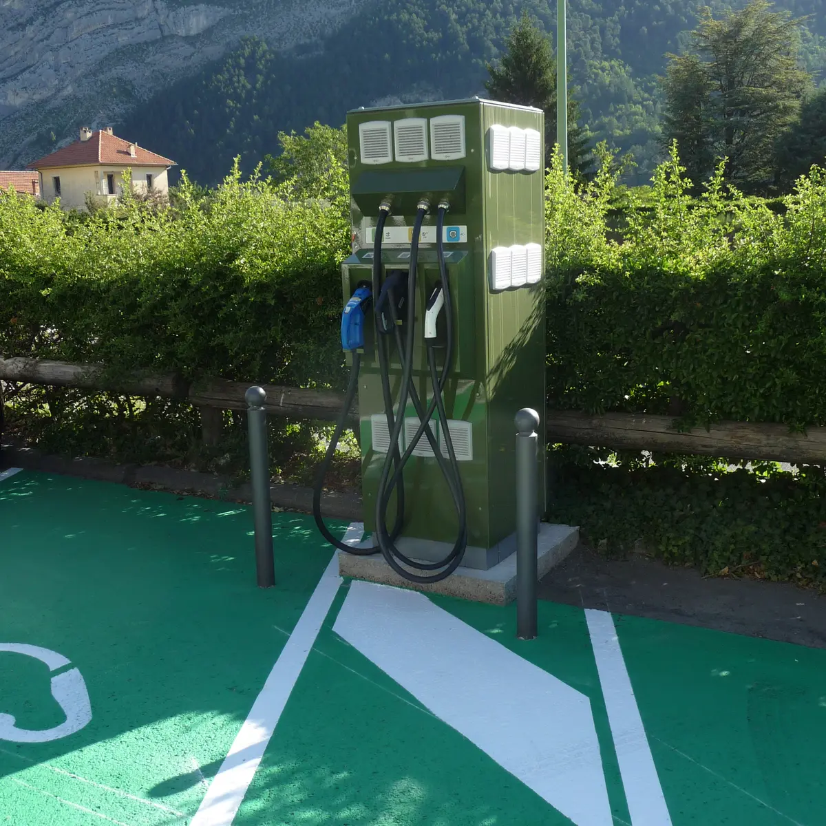 Borne de recharge électrique Sisteron
