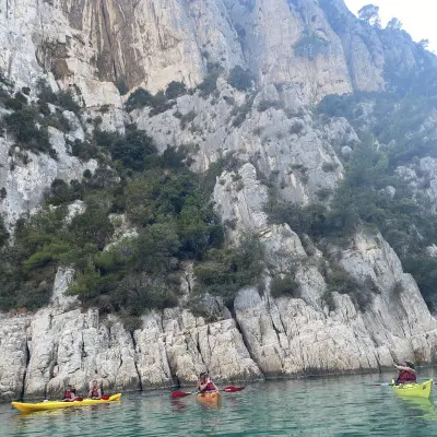 Guided tour half-day kayak -Marseille