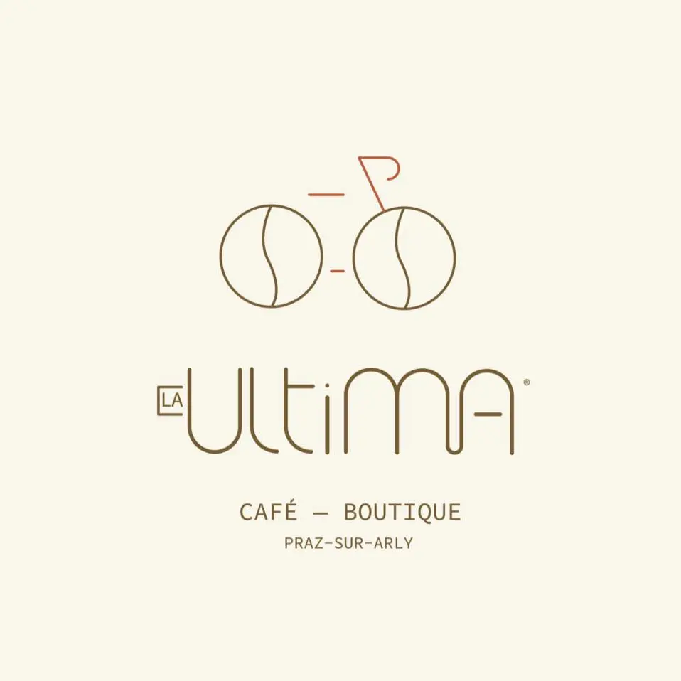 La Ultima Café Boutique