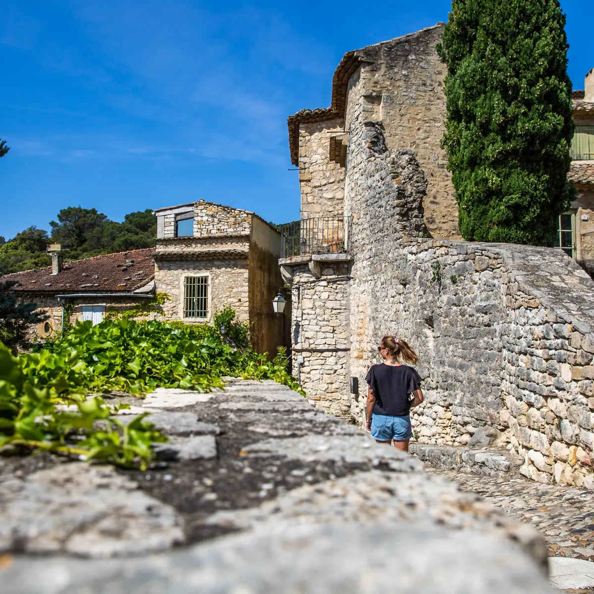 Ruelle de la Roque sur Cèze