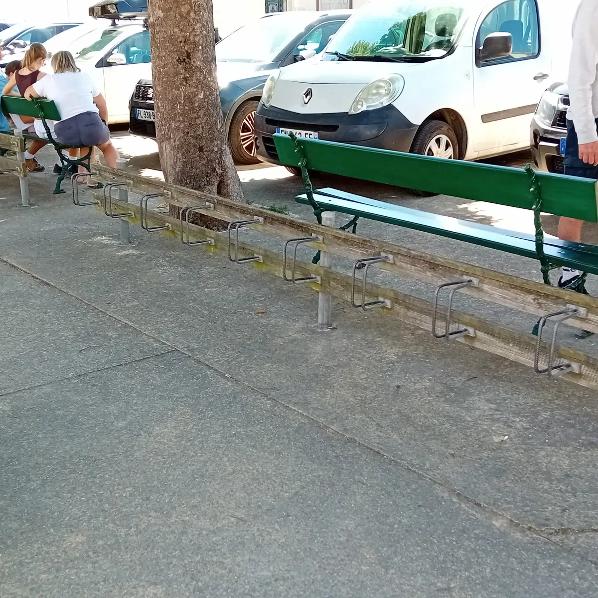 Parking vélos - Face à la boulangerie