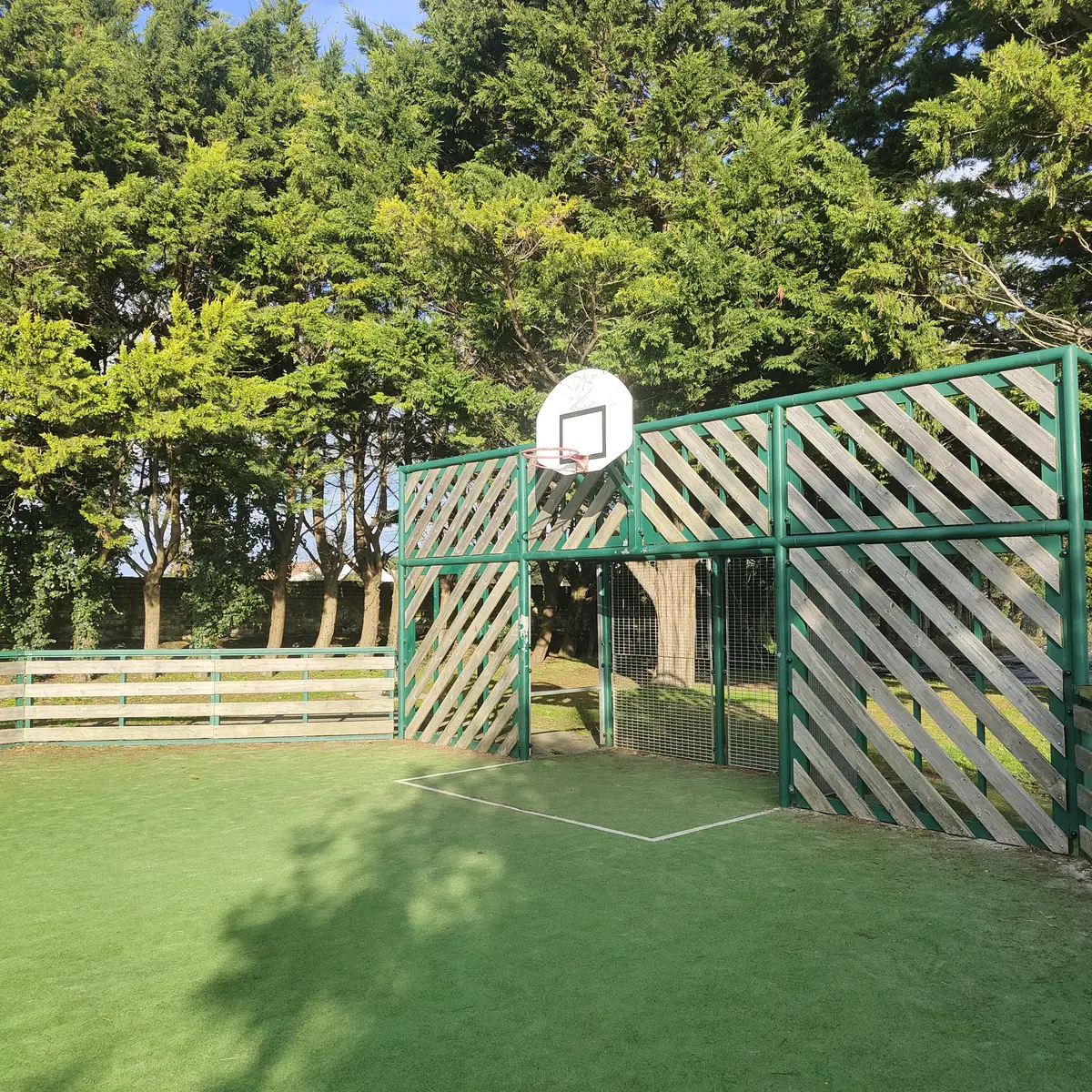 Multi-sports field_La Flotte