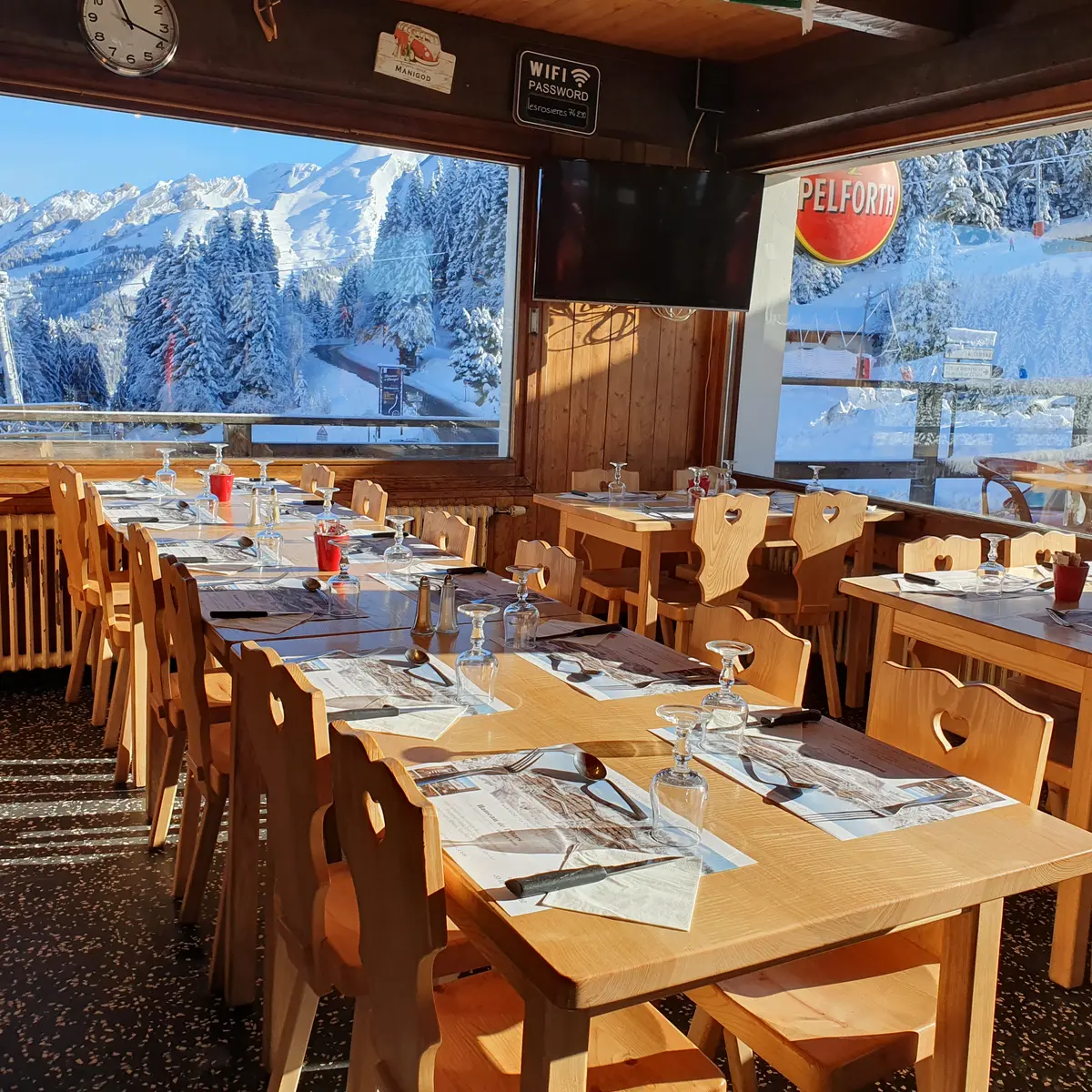 Intérieur du restaurant Les Rosières