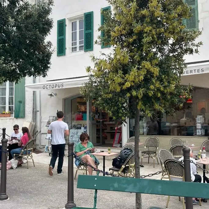 Fachada de la tienda Octopus