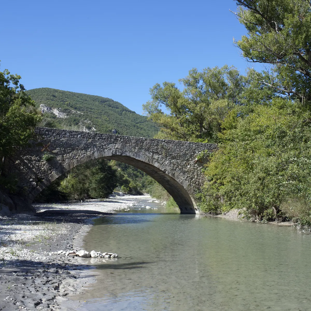 Pont du Jabron à Peipin