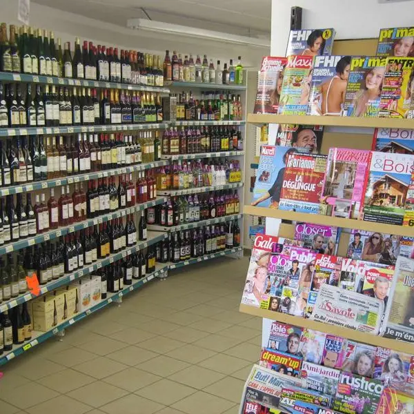 Presse et rayon vins