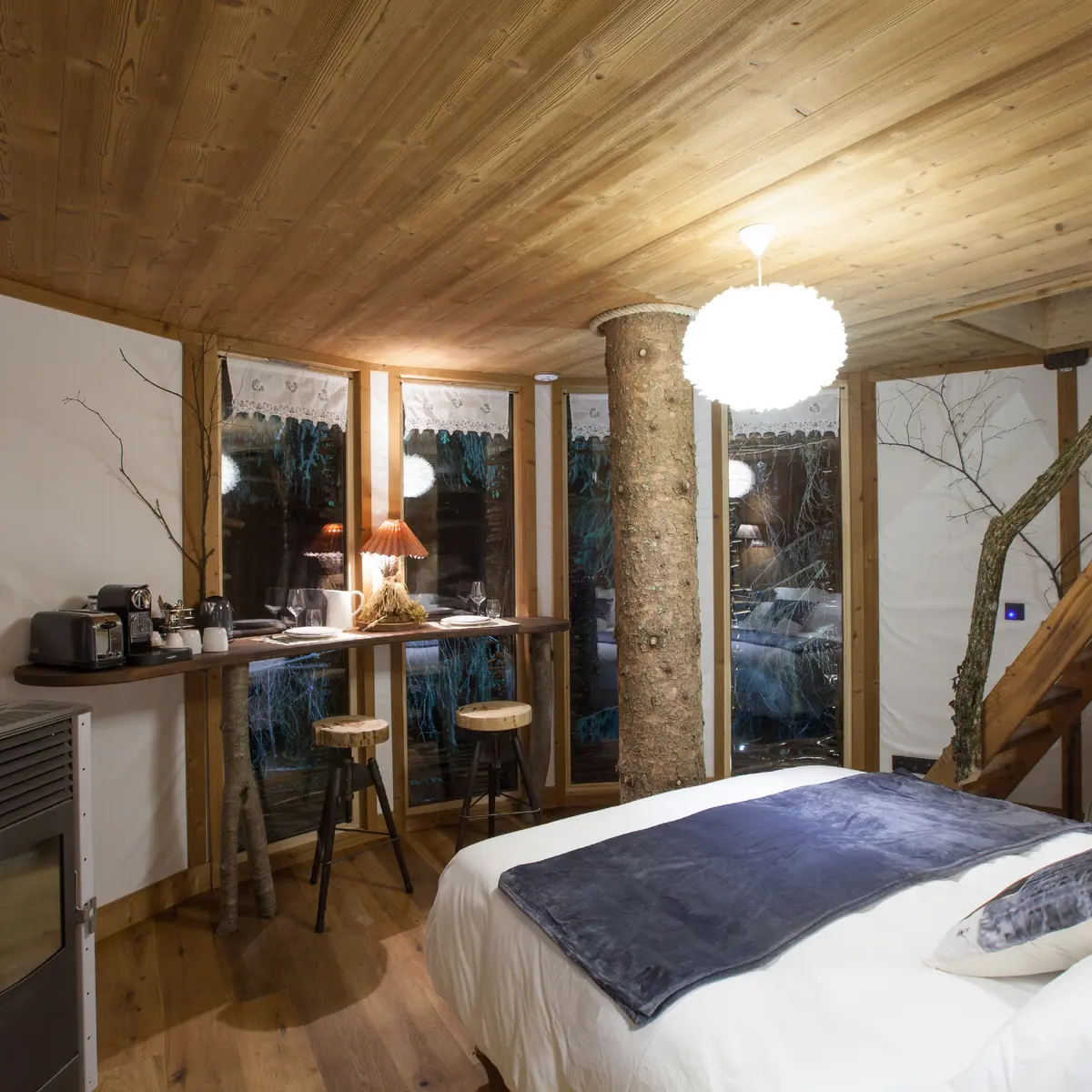 Cabanes entre Terre et Ciel - Intérieur de la Cabane Nid