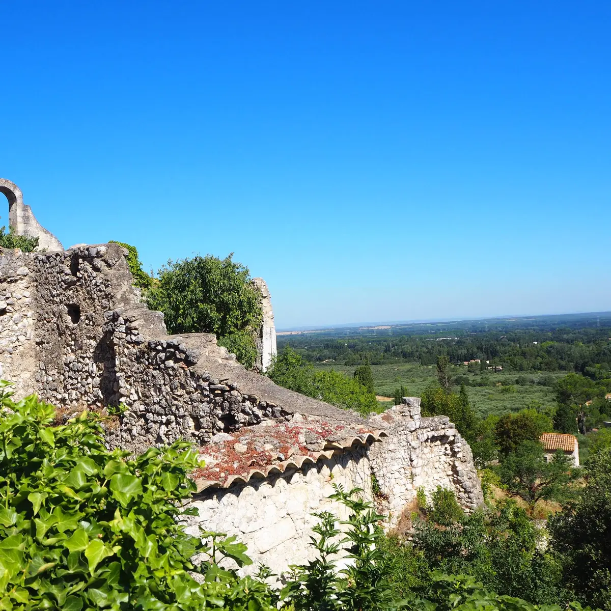 Vue sur la plaine depuis l’ancienne église Saint-Laurent