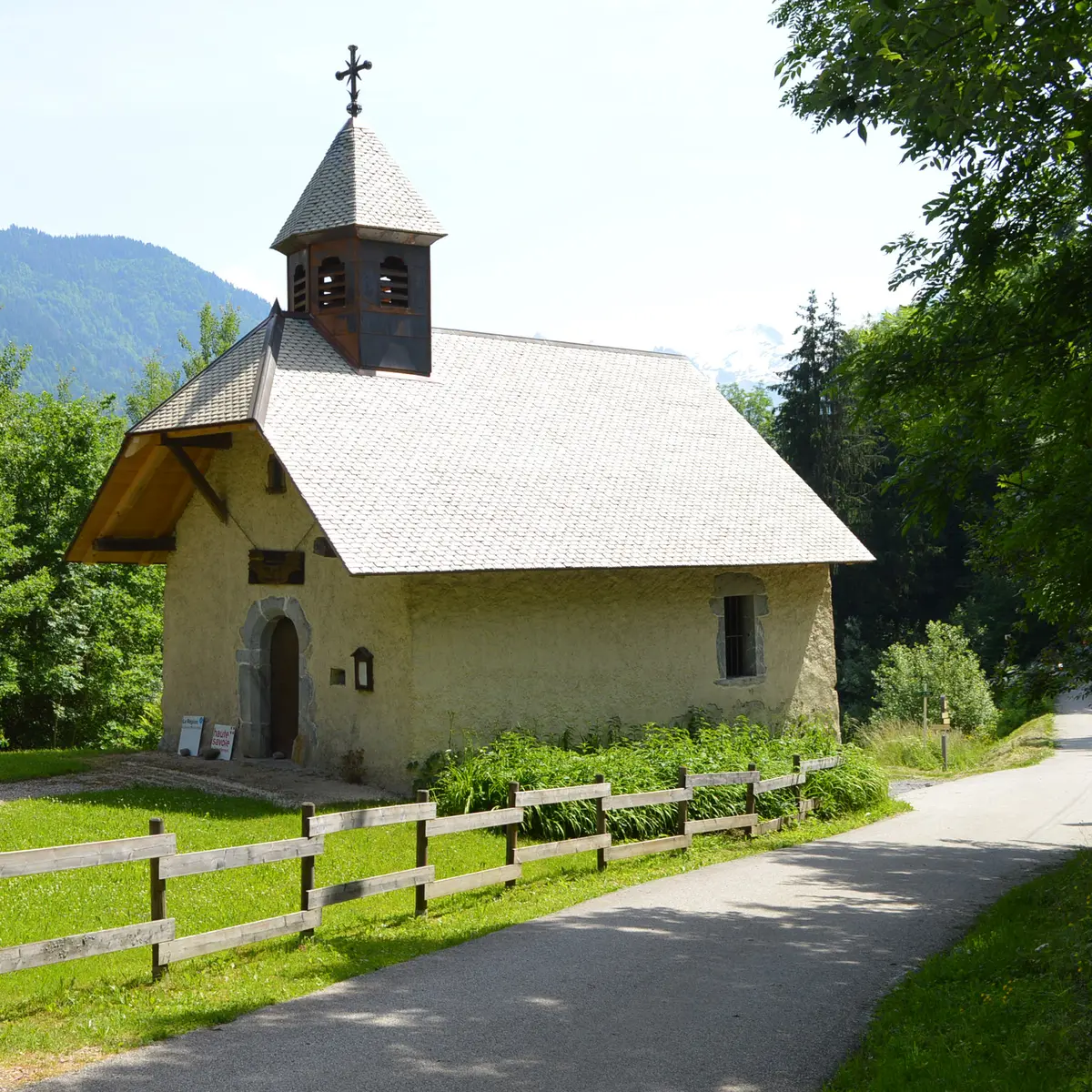 Chapelle Nicodex à La Rivière Enverse