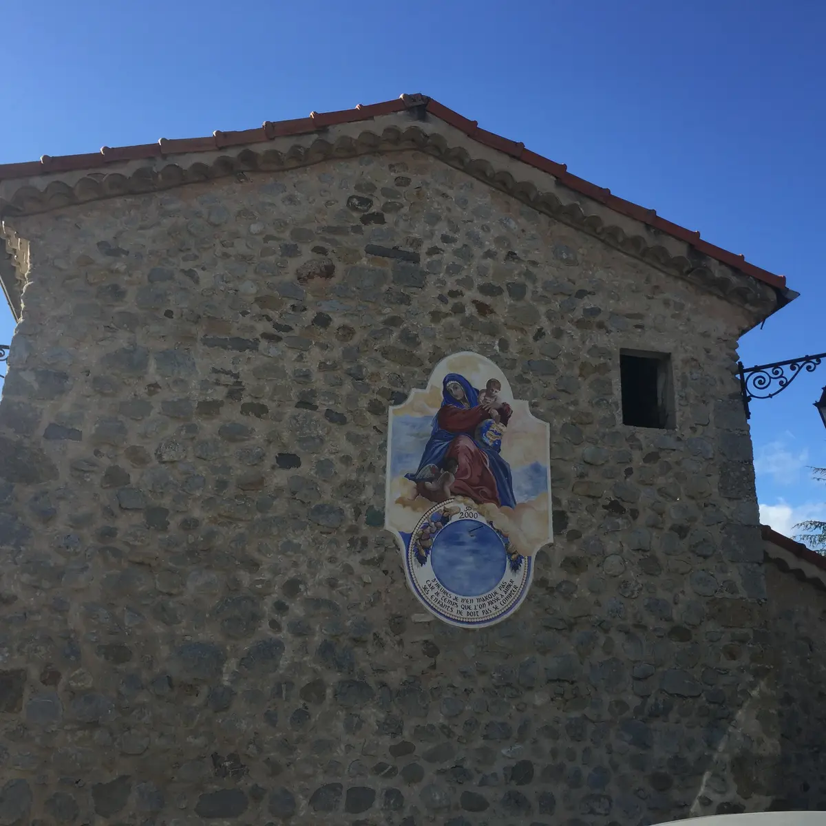 Cadran solaire sur l'église