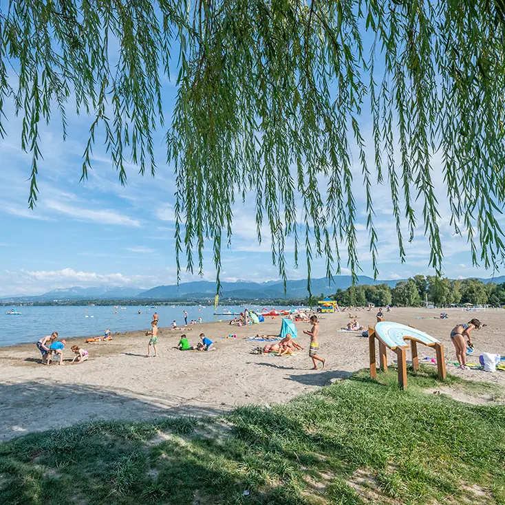 Plage de sable d'Excenevex