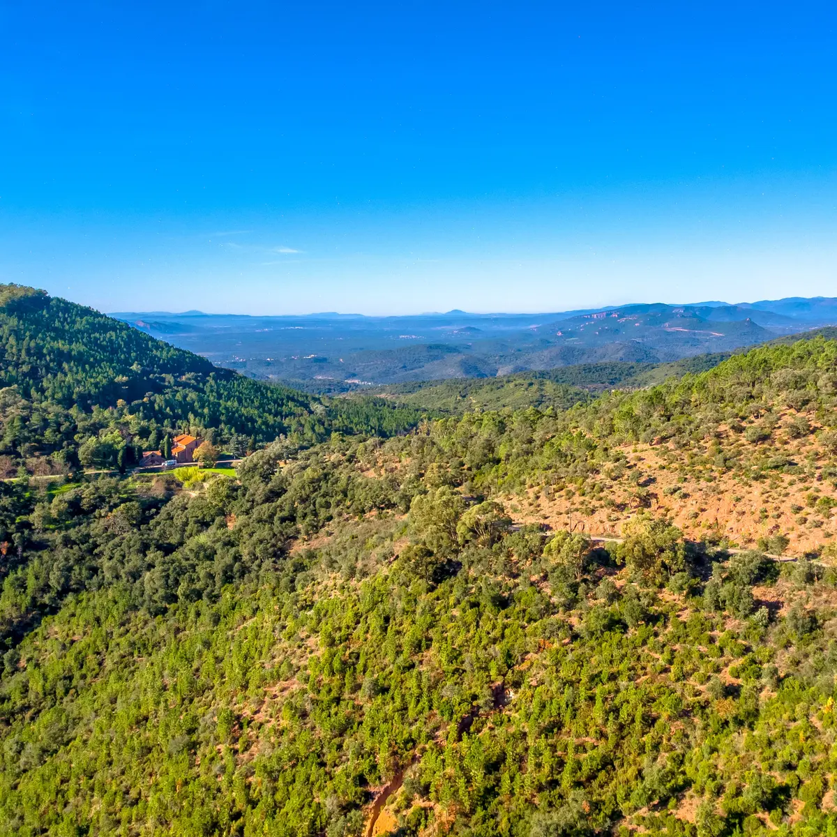 Au pied du mont Vinaigre_Fréjus