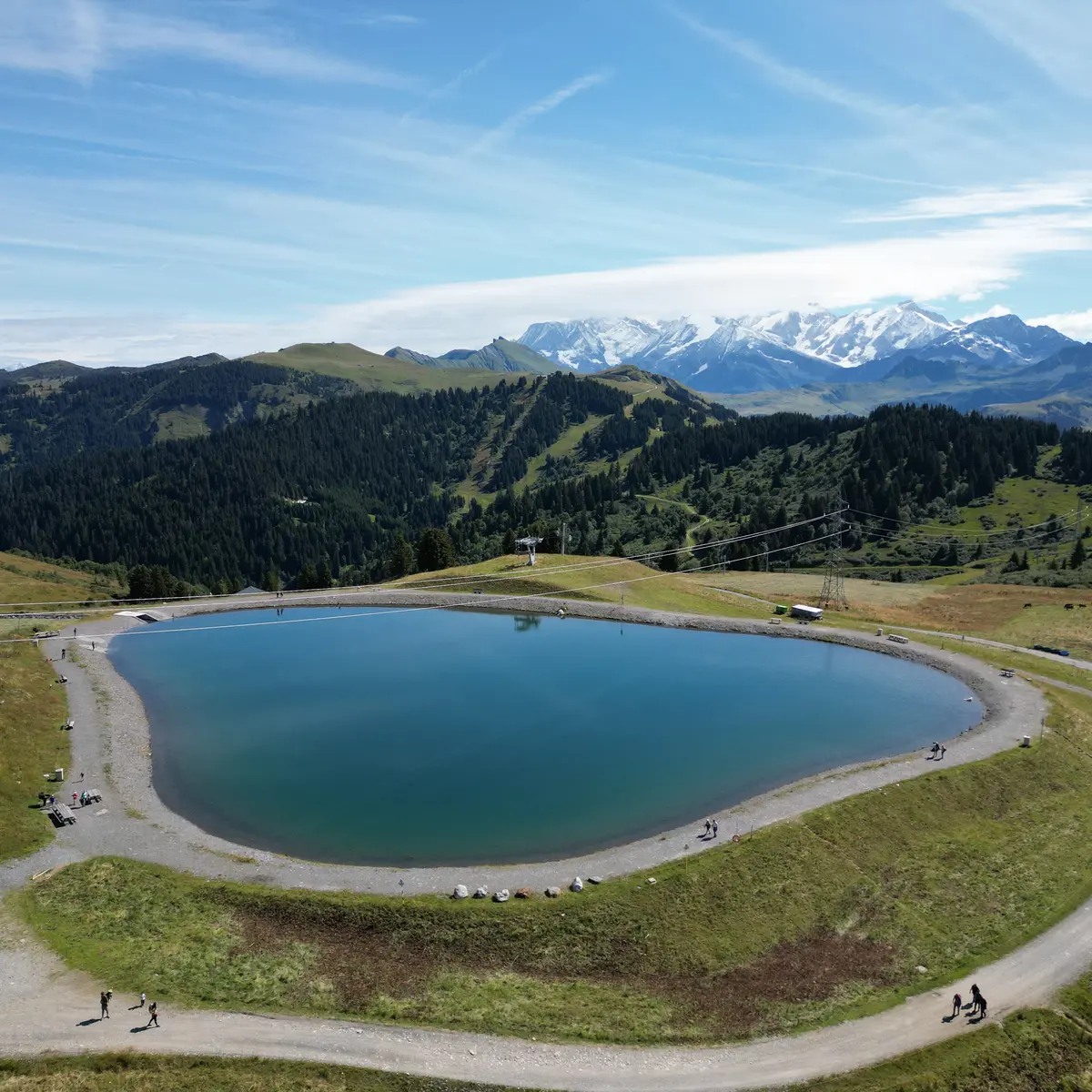 Plan d'eau de la Lézette aux Saisies