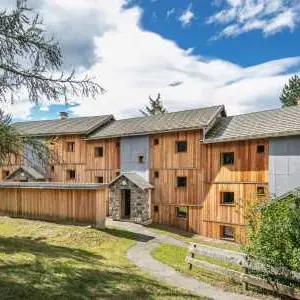 VVF Saint Léger Les Mélèzes Les Ecrins_Saint-Léger-les-Mélèzes