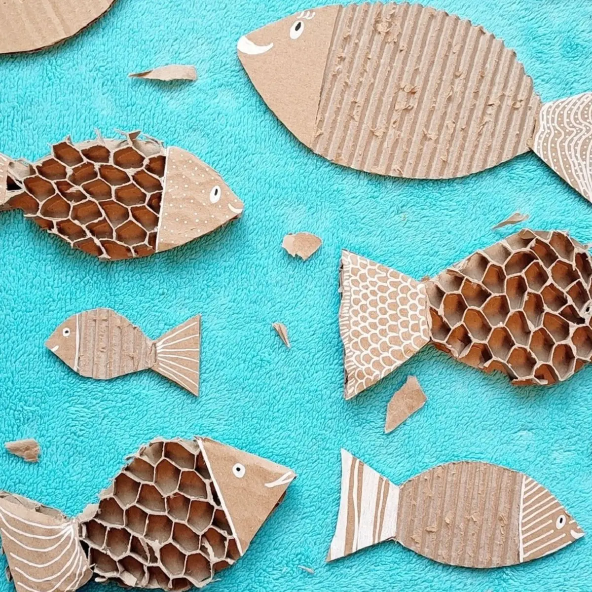 Atelier recyclage : poissons d’avril aux reflets du recyclé_Sainte-Maxime