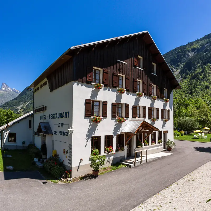 Hotel-restaurant Le Val des Sources, Valgaudemar valley, Hautes-Alpes