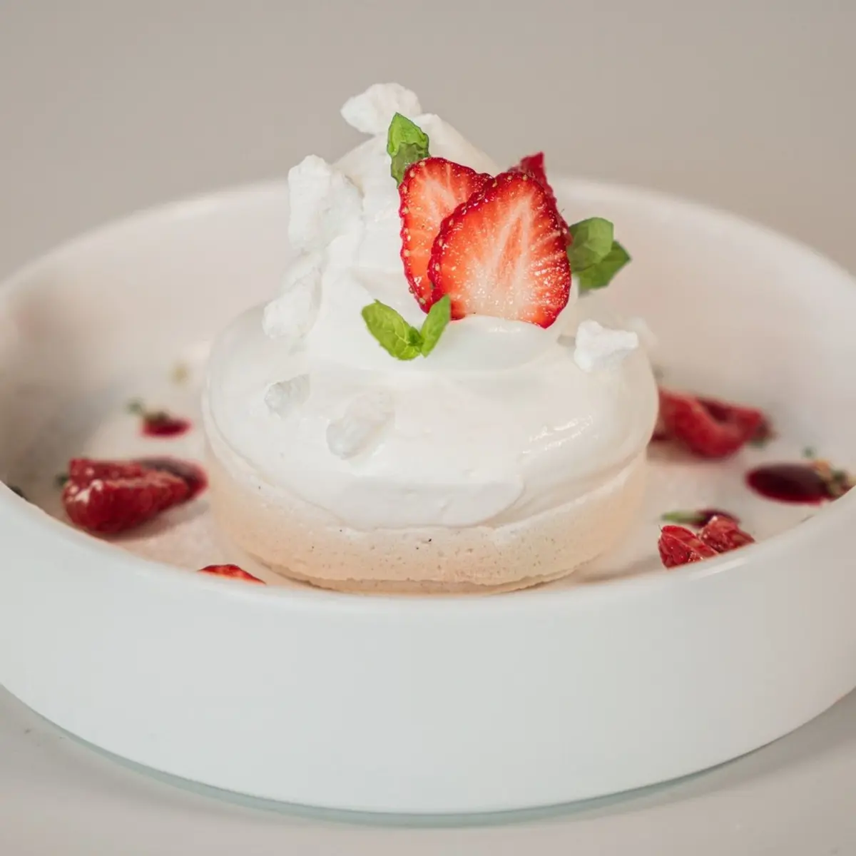 dessert fraise meringue