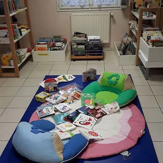 Bibliothèque de Remollon