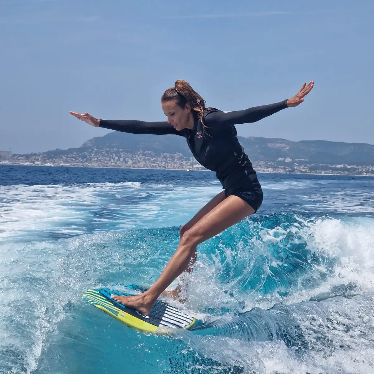 Wakesurf et Wakefoil avec Wake Sensation_Saint-Cyr-sur-Mer
