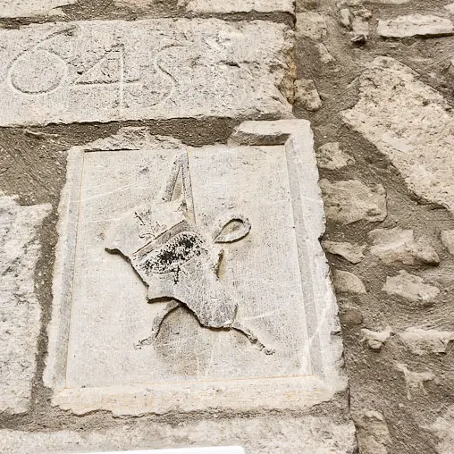 Les 1eres armoiries de Colmars les Alpes