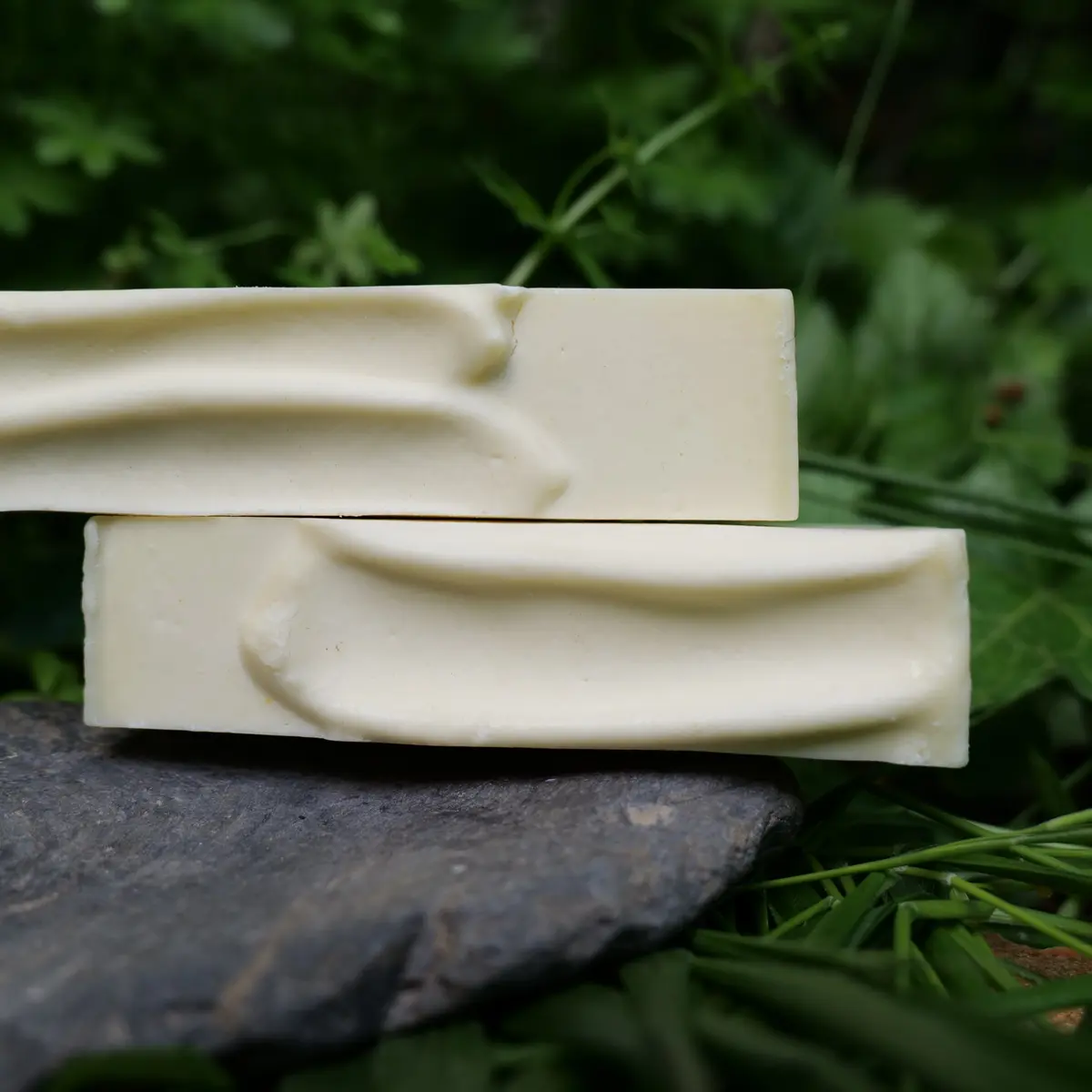 2 savons sur une pierre