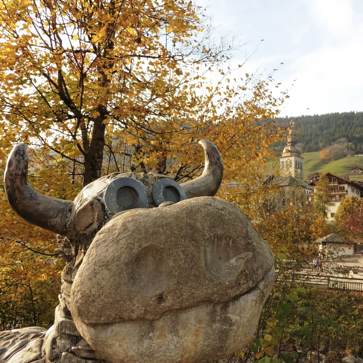 Art Vache : La vache aux yeux bleus