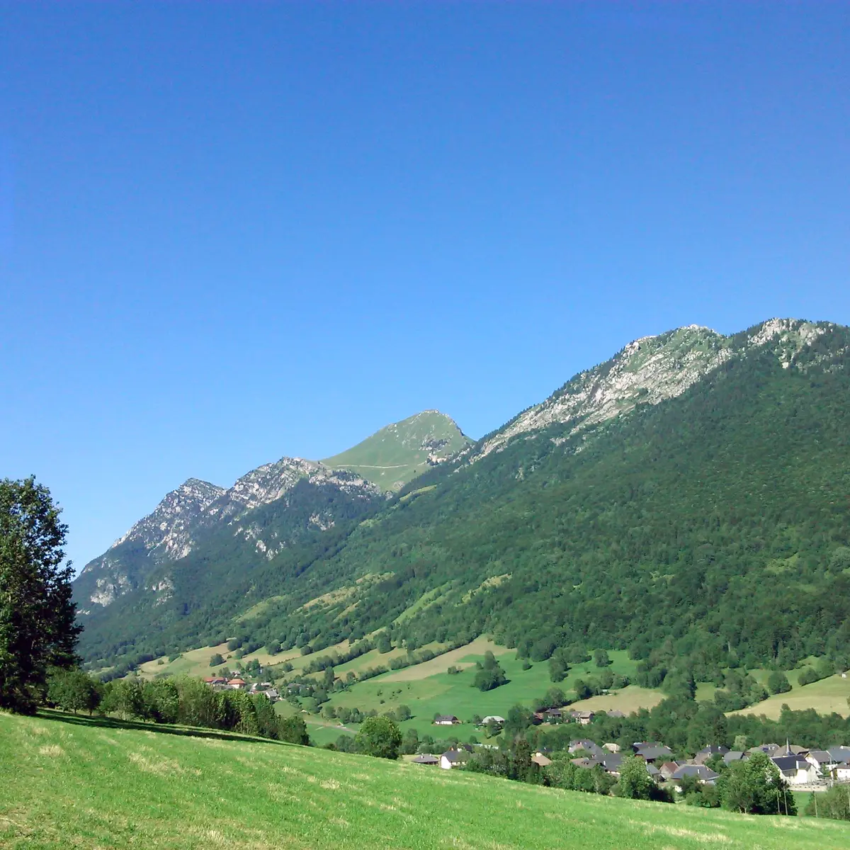 Le Colombier vu du Col des Prés