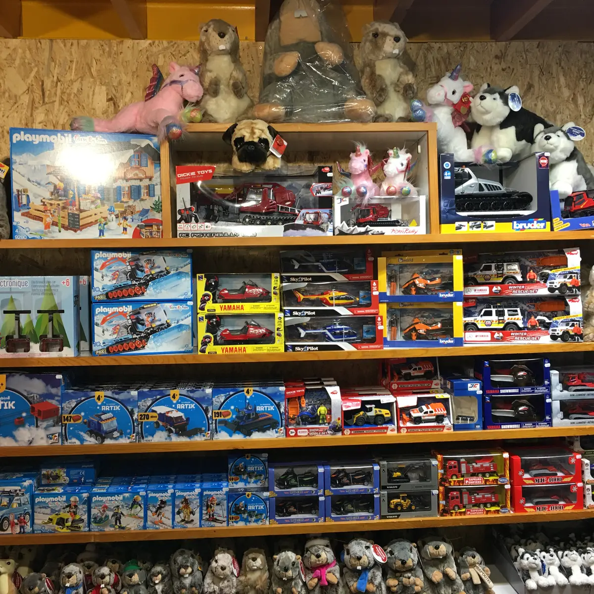 Etagères intérieur