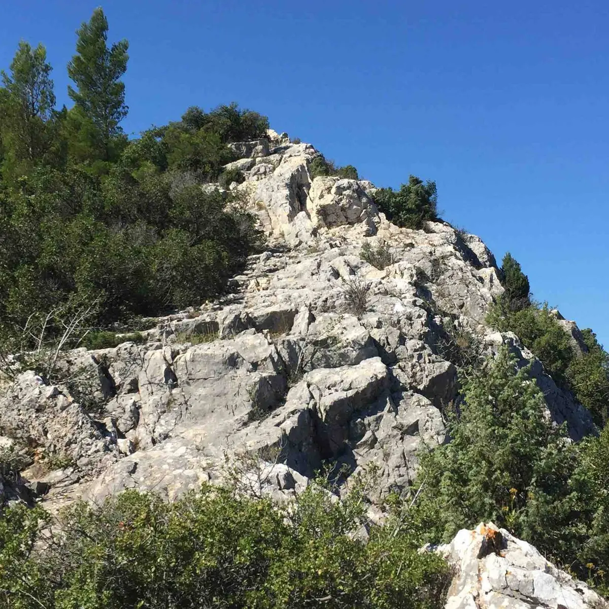 Passage en bord de falaise