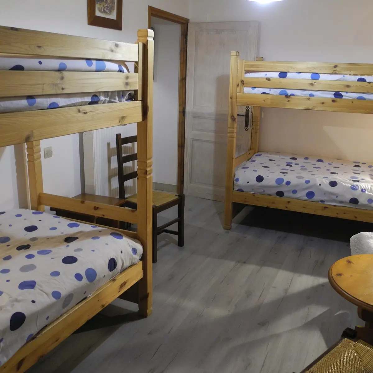 chambre 4 lits simples (supeposés)