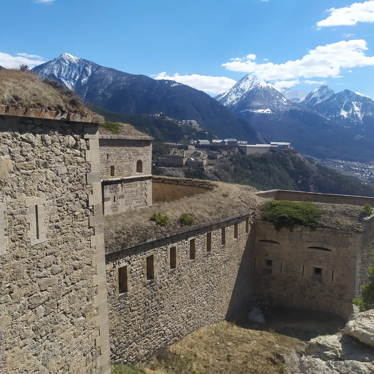 Tour des forts de Briançon