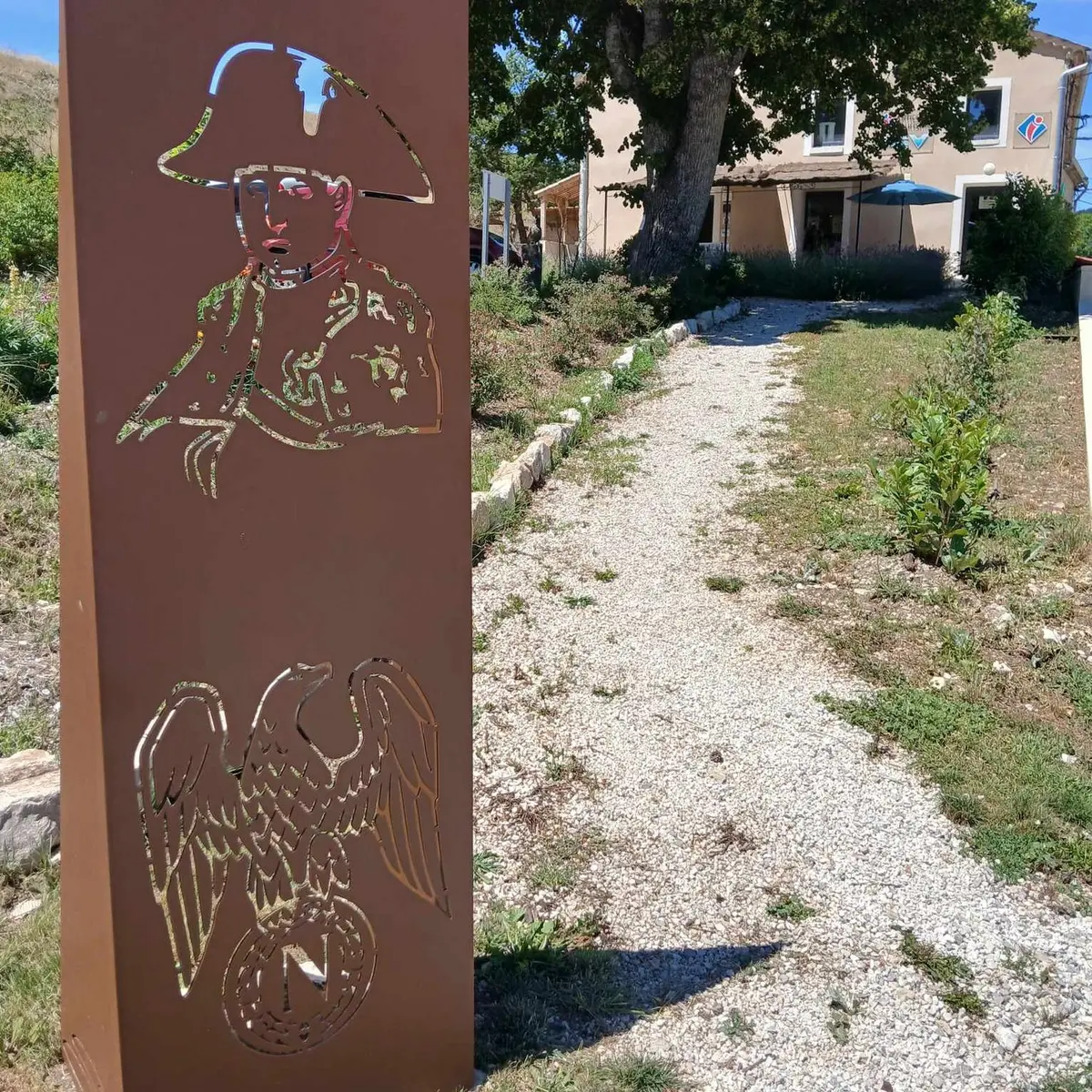 General exterior view