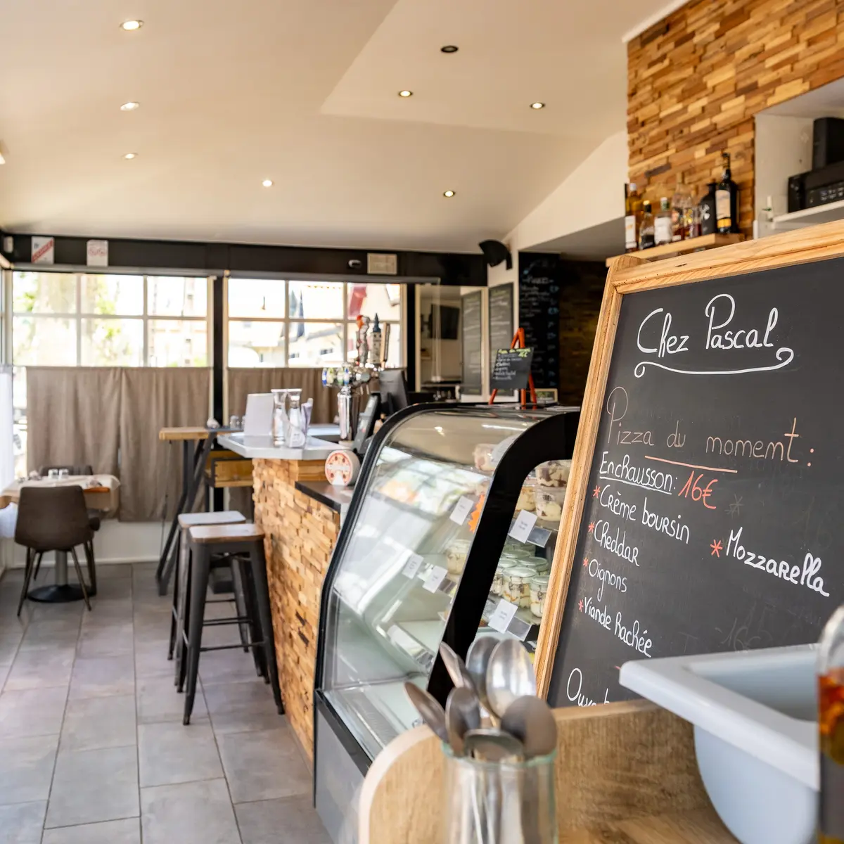 Intérieur restaurant Chez Pascal