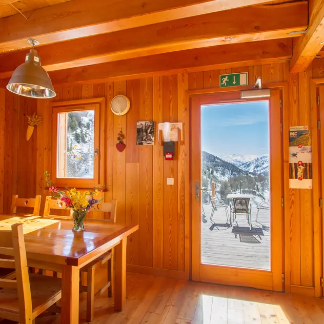 Intérieur du refuge Laval