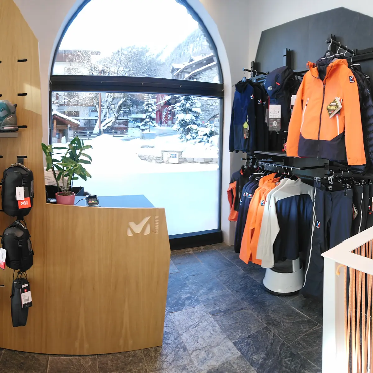 Boutique intérieur_Millet Expert Shop