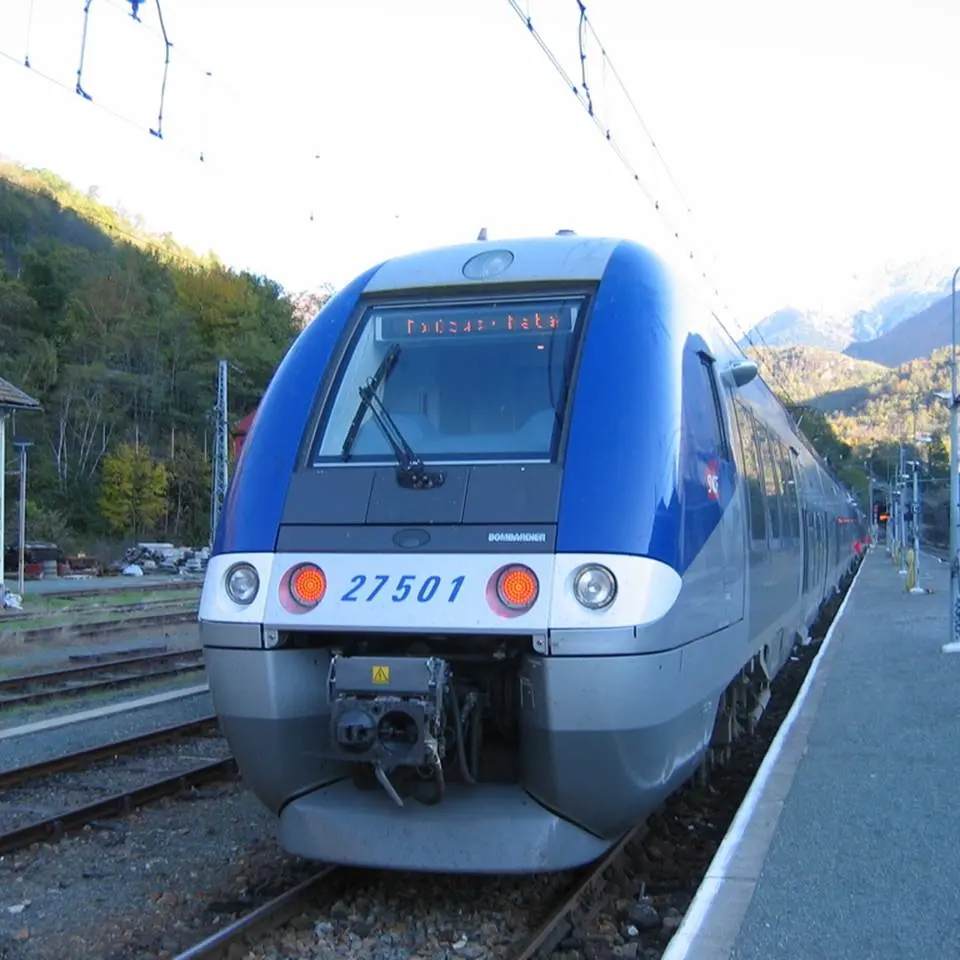 liO Train Skirail