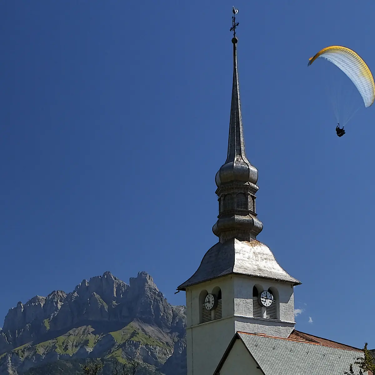 Volo di scoperta in parapendio