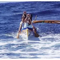 Canoe kayak pirogue polynésienne