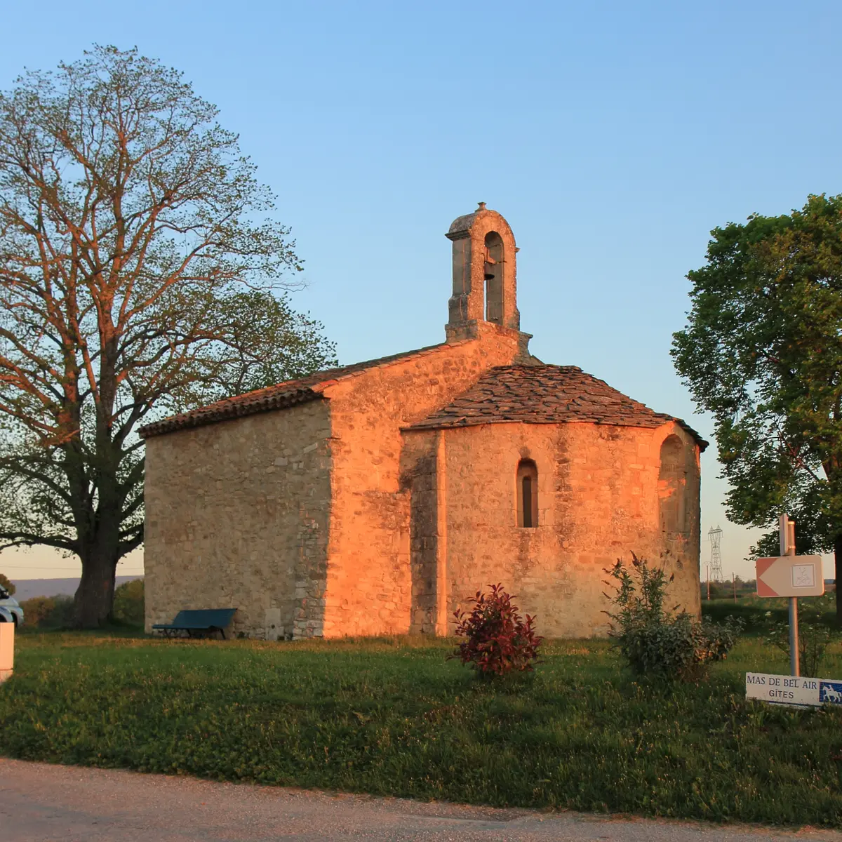 Chapelle Saint-Pierre de Viviers