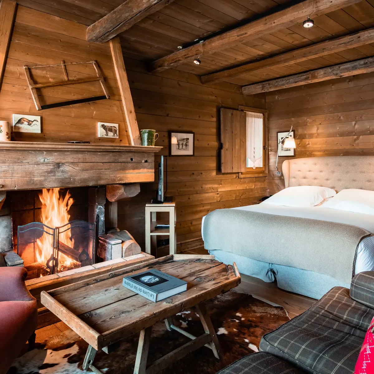 Suite cheminée_Hôtel Le Blizzard 5*_Val d'Isère