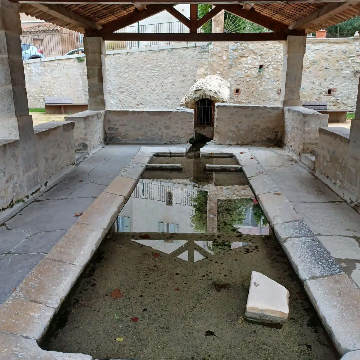 Lavoir de la fontaine vieille