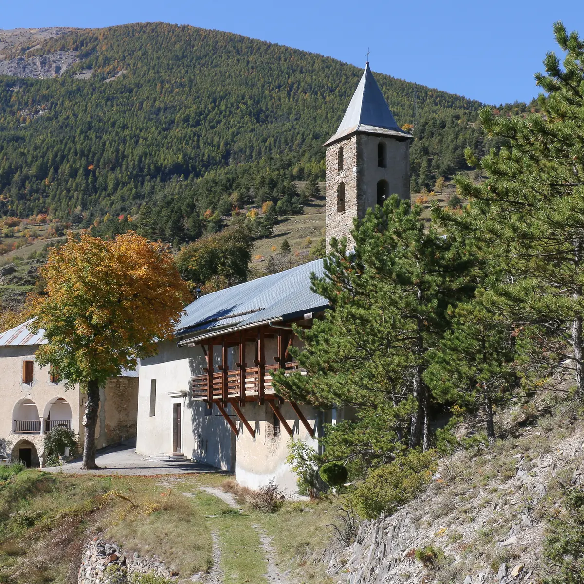 Eglise Saint-Michel à Réotier