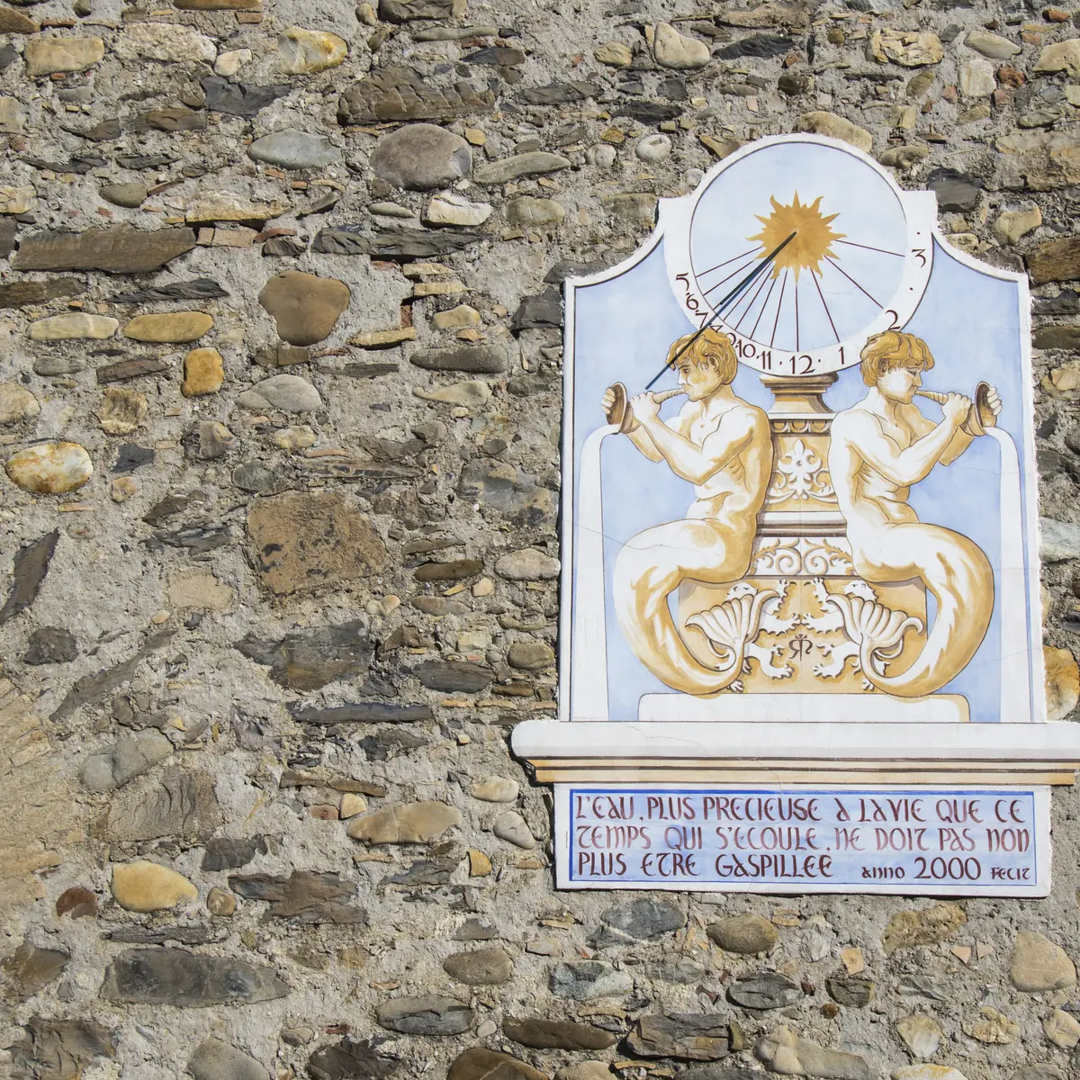 Cadran solaire d'Eyguians à Garde-Colombe