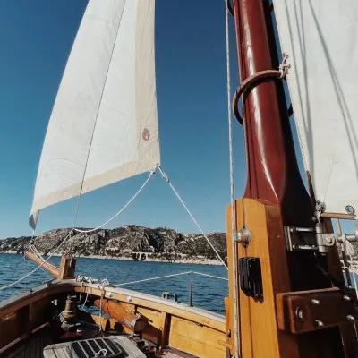 Evening sailing cruise in the Frioul's Island - Quay of Honor Town Hall
