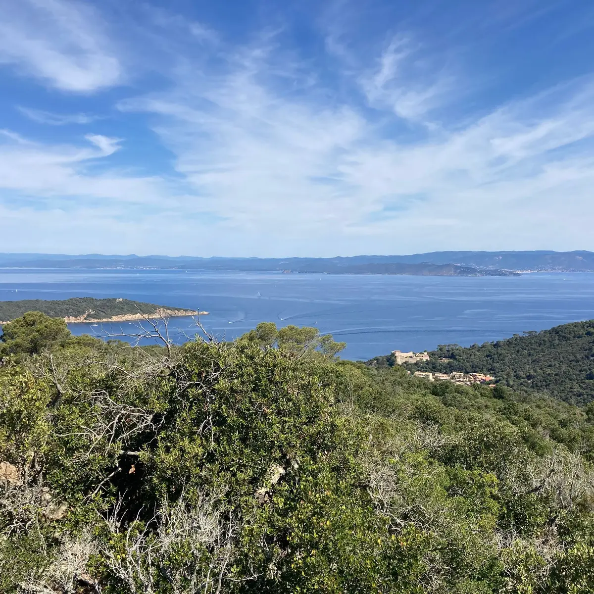 Vue depuis le Mont Vinaigre à Port-Cros
