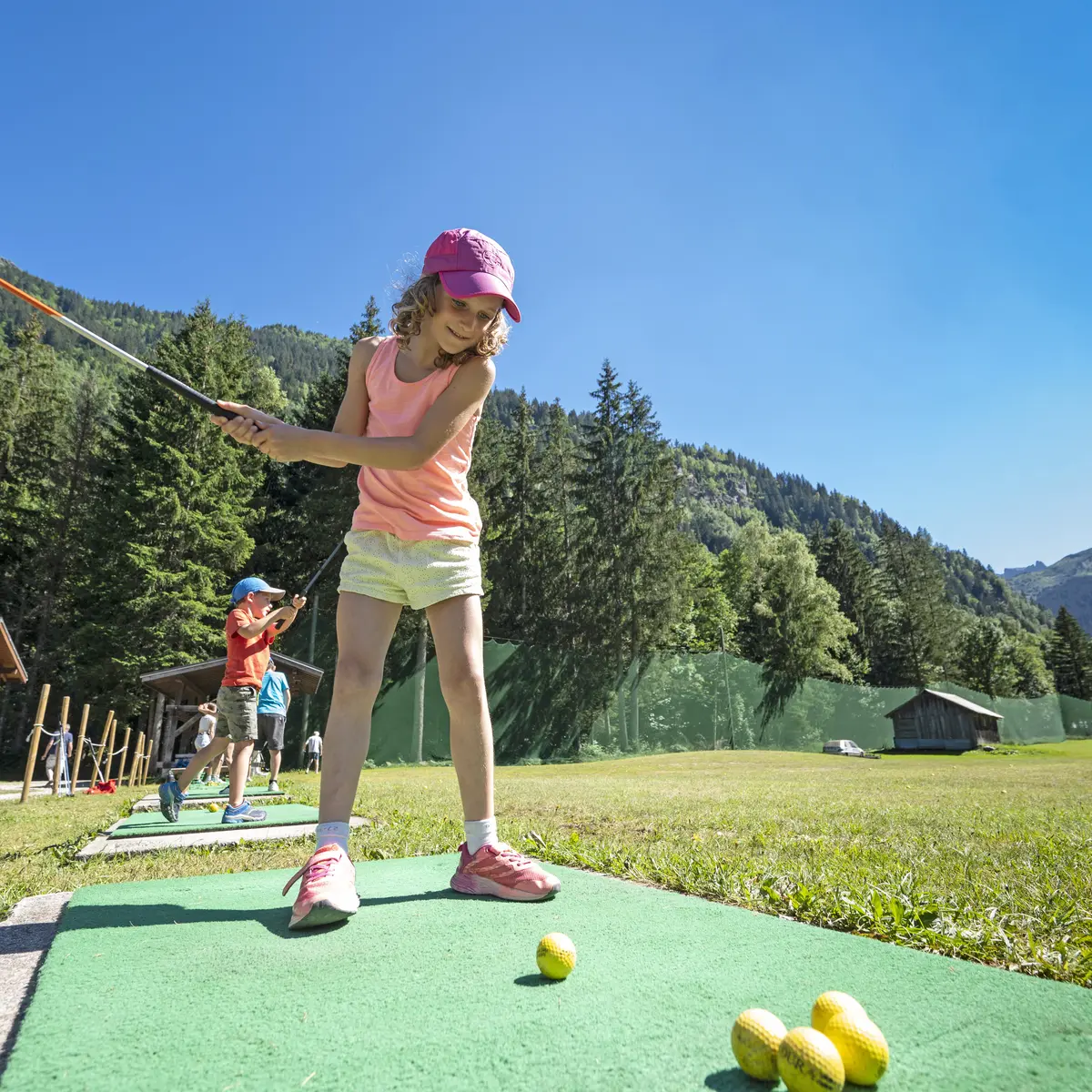 Le practice de golf du parc de loisirs du Pontet