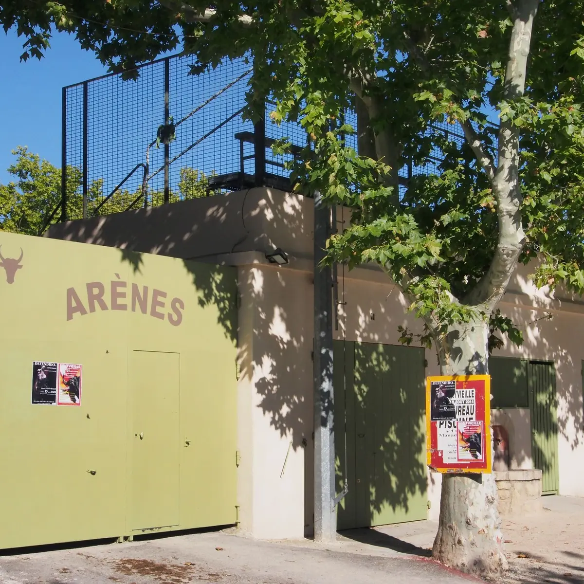 Les Arènes de Fontvieille