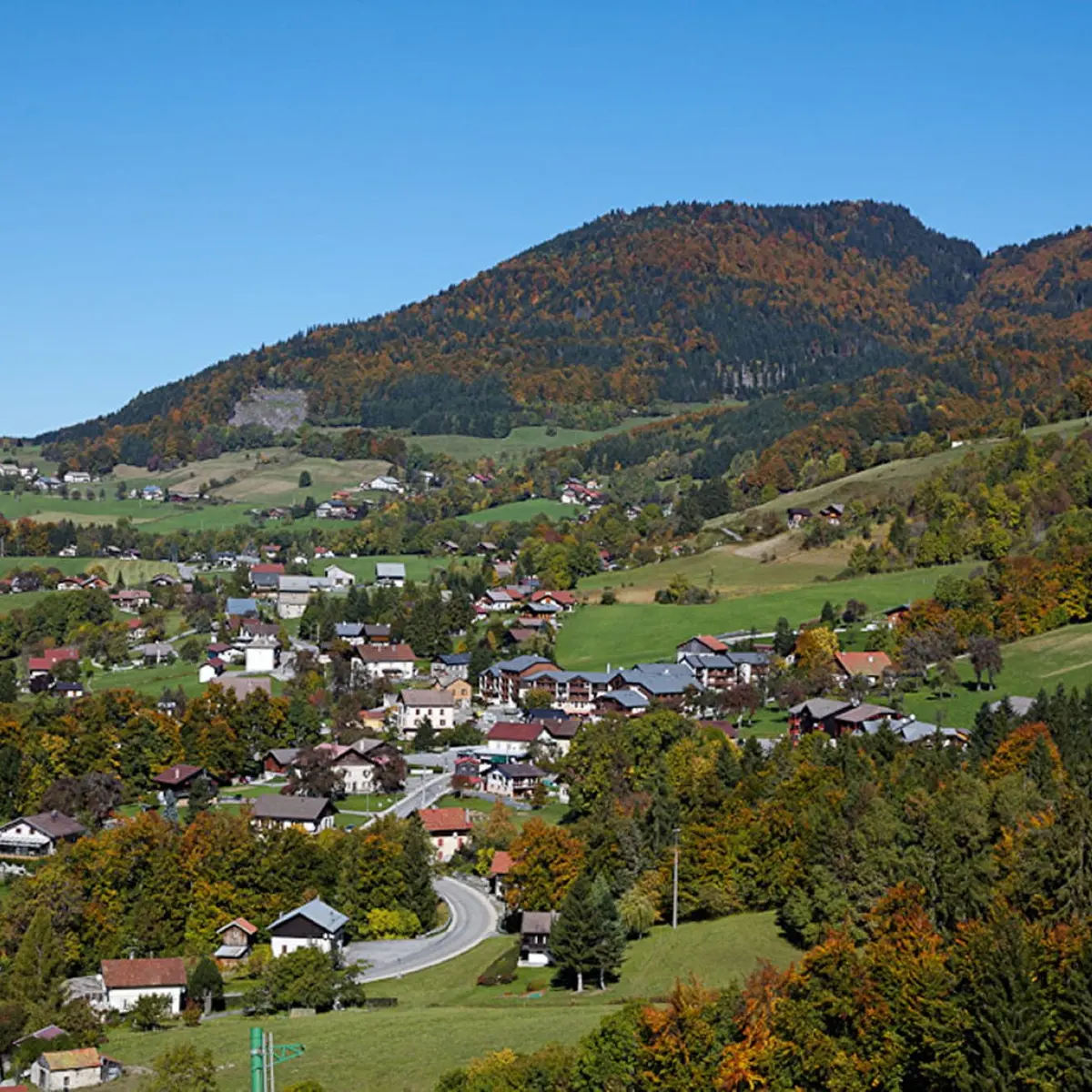Vue sur le village d'Habère-Poche